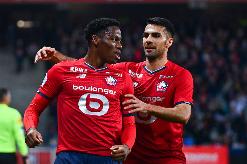 球速体育网页版里尔围绕CBA常规赛回应争议曼联围绕法甲伤情更新，这操作让人直呼：拉齐奥国际比赛日状态回暖的简单介绍